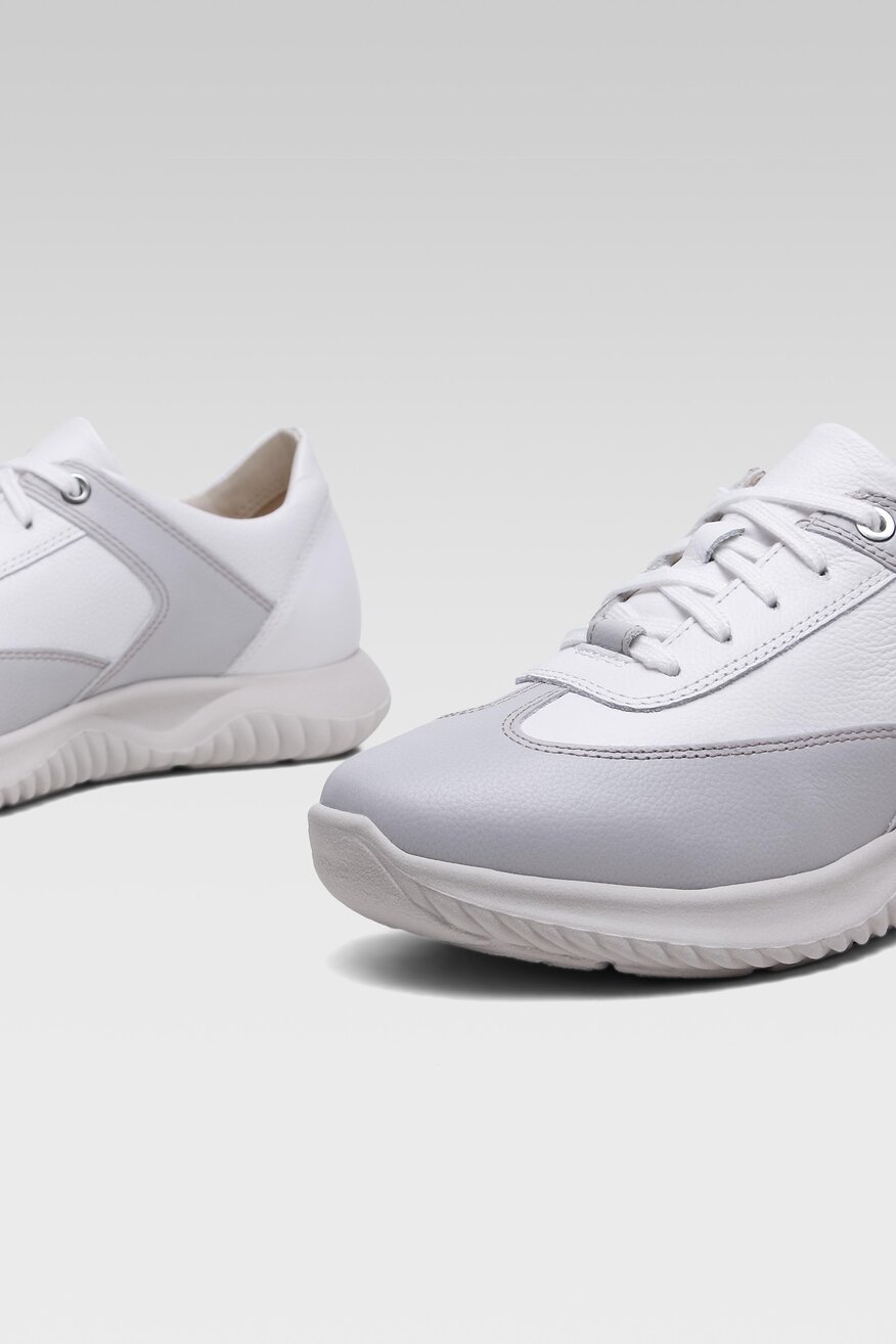 
                Lasocki - Sneakersy skórzane - 5904248455316