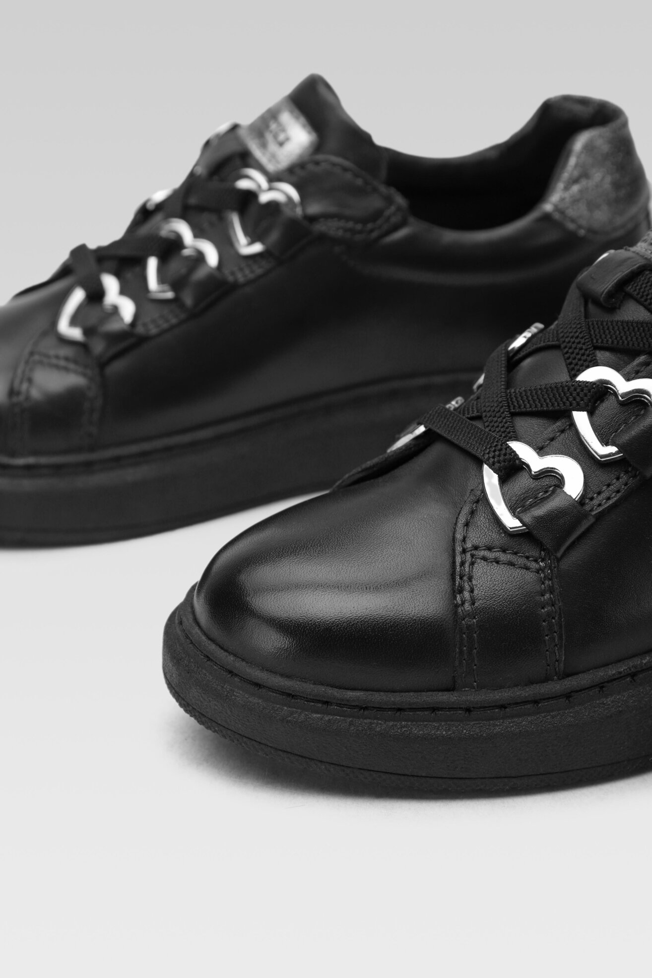 Półbuty Lasocki Young CI12-ALEXA-10 Czarny