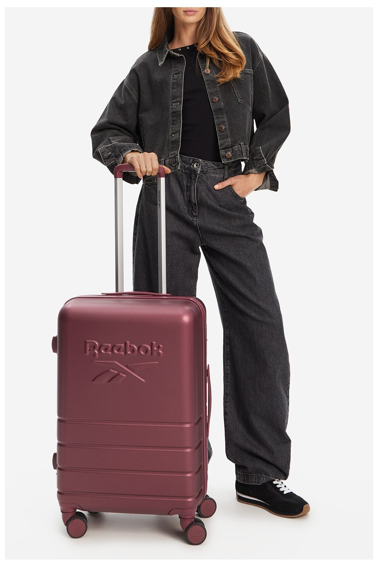 Walizka Reebok RBK-WAL-009-CCC-M Czerwony