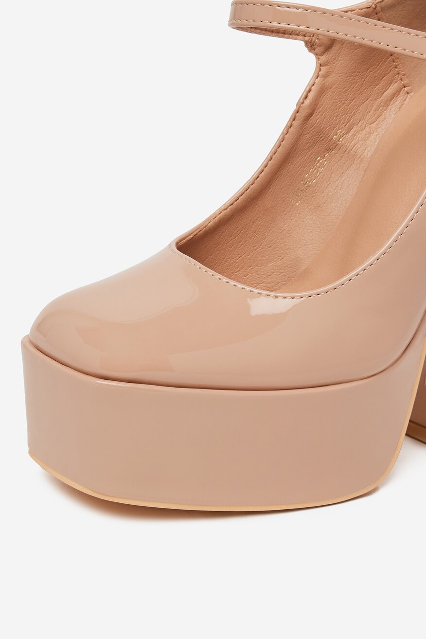 
                Körömcipő DeeZee BÉZS - 5906751096284