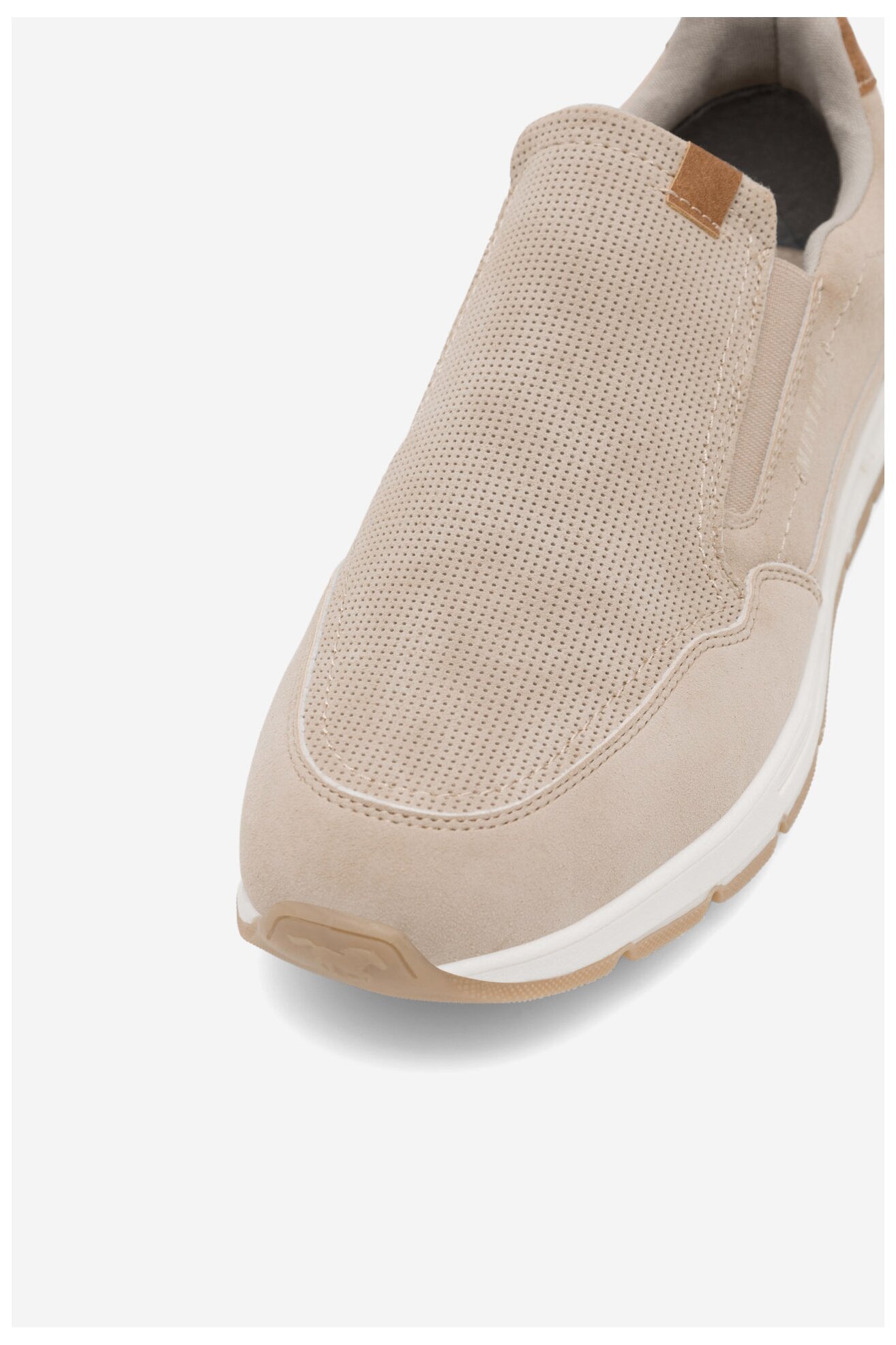 Félcipő Mustang 4195-401 BÉZS