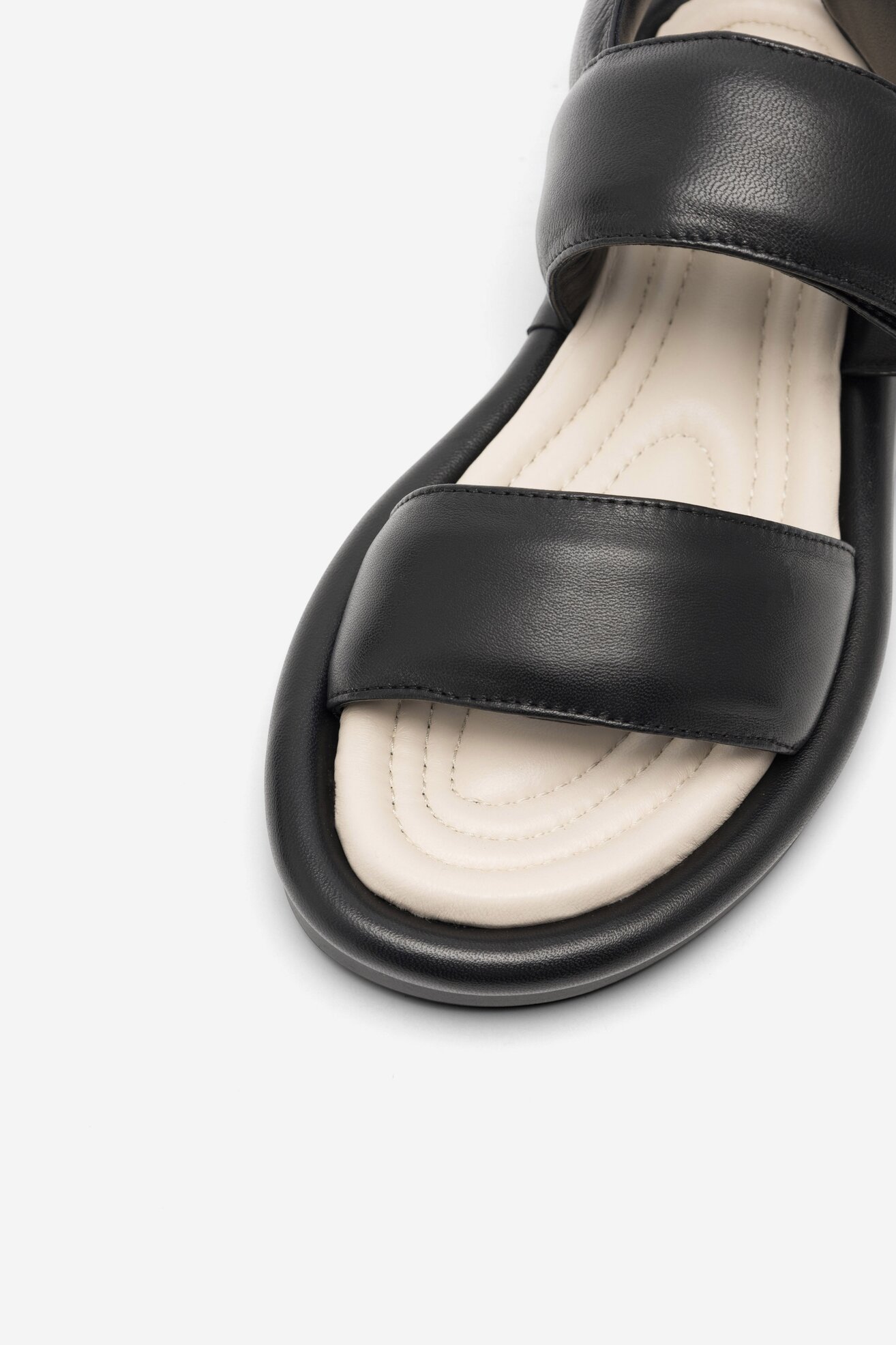 Сандалі Gino Rossi LLEIDA-01 ЧОРНИЙ