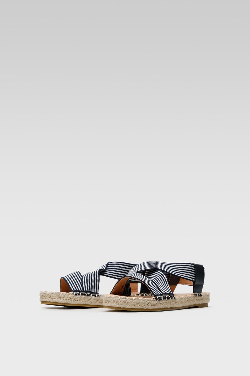 
                Jenny Fairy - Sandały na słomianej podeszwie - 5904248722241