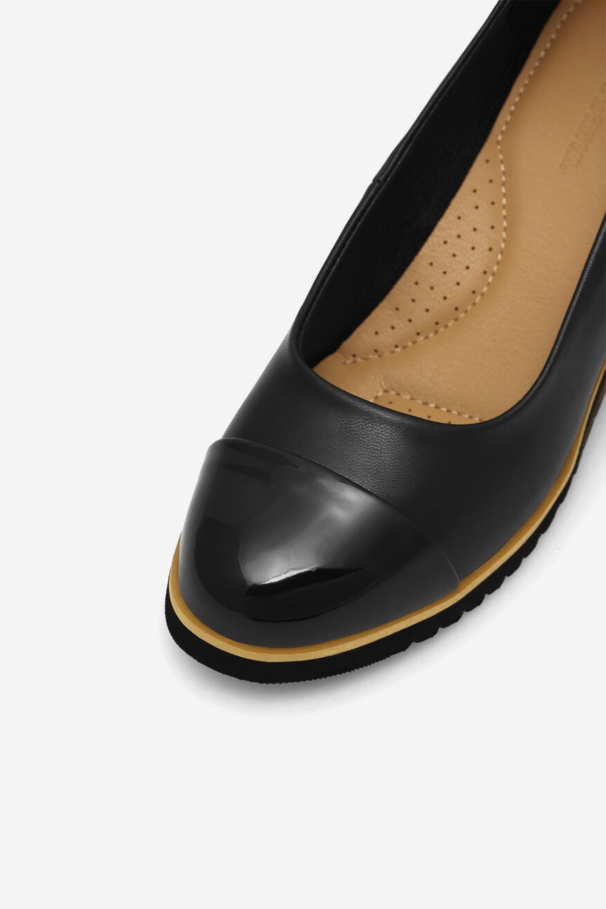 
                Напівчеревик Clara Barson ЧОРНИЙ - 5903698005492