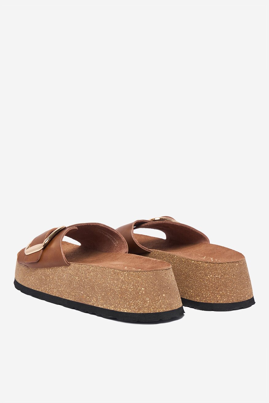 
                Lasocki - Klapki skórzane - 5907964008118