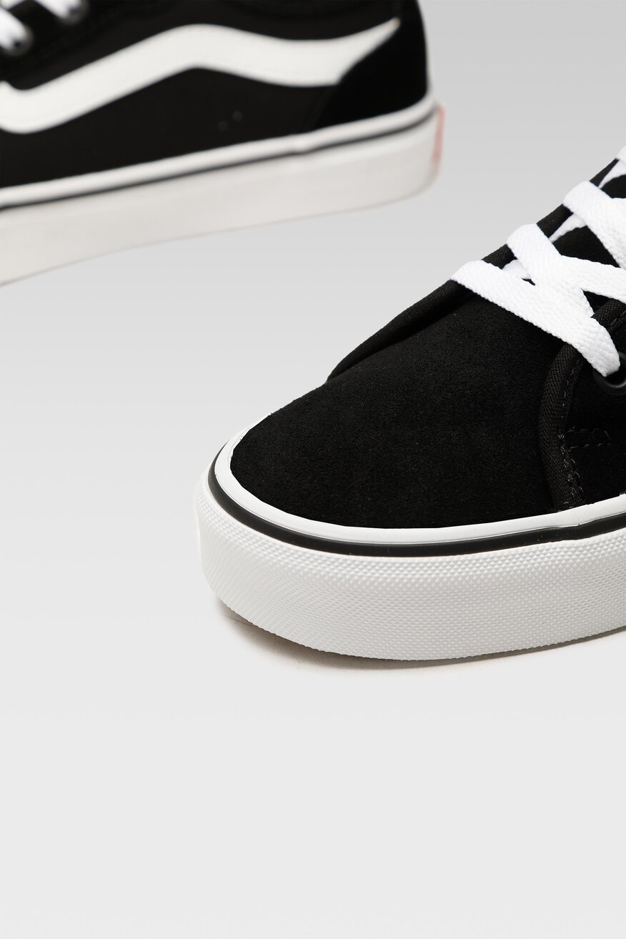 
                Vans - Skórzane trampki czarne - 5904248059613