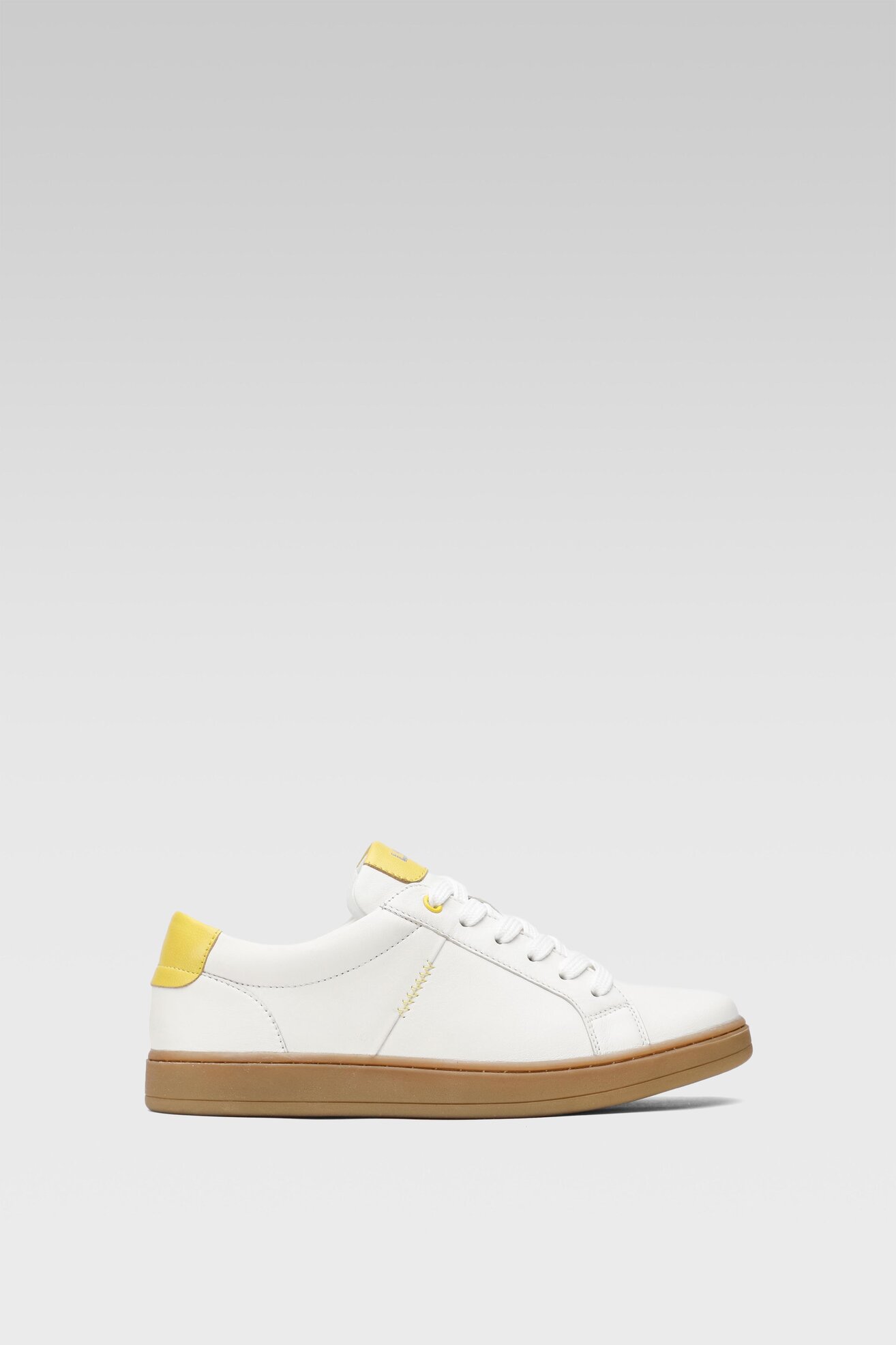 Sneakers Lasocki DELECTA WI16 DELECTA 01 Bia y CCC eu sneakers-lasocki-delecta-wi16-delecta-01-bia-y-ccc-eu