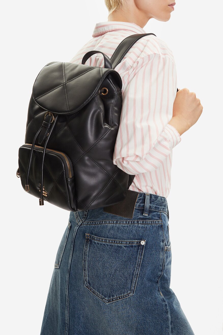 
                Beverly Hills Polo Club - Średni plecak miejski - 5906751287842