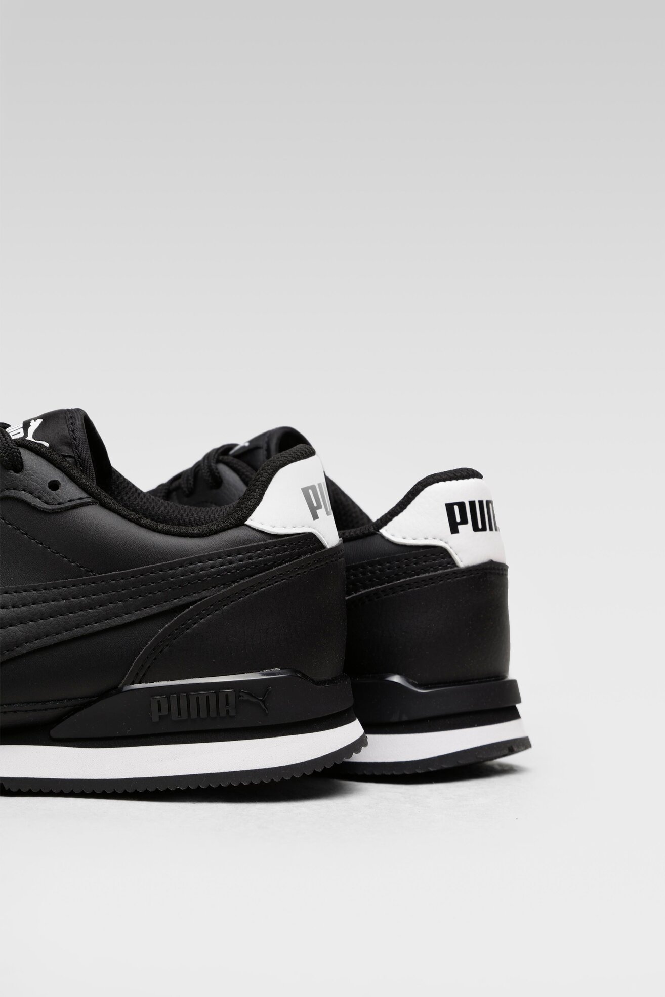 Obuwie sportowe Puma ST RUNNER V3 L 38485502 Czarny