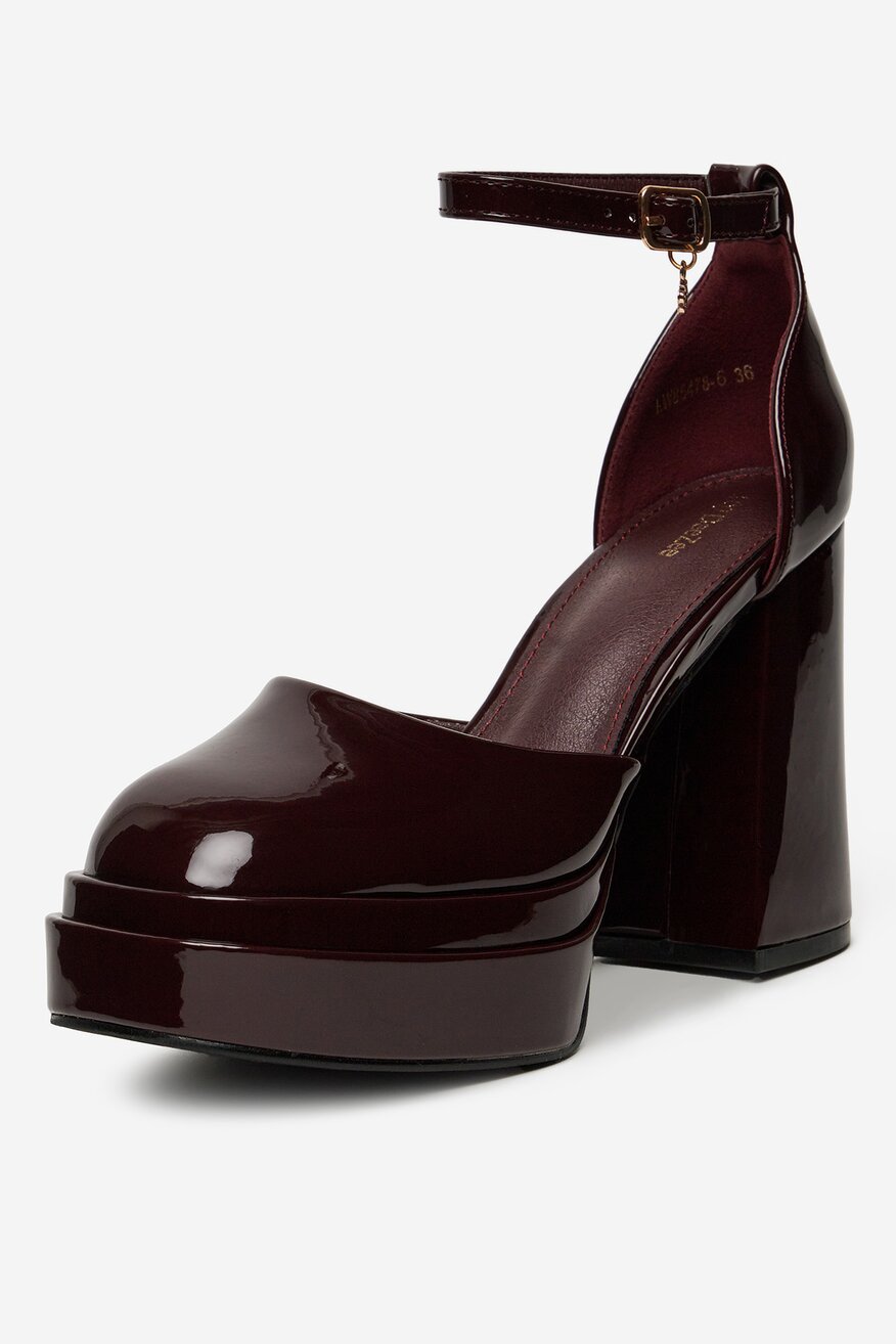 
                DeeZee - Czółenka na słupku - 5906751097380