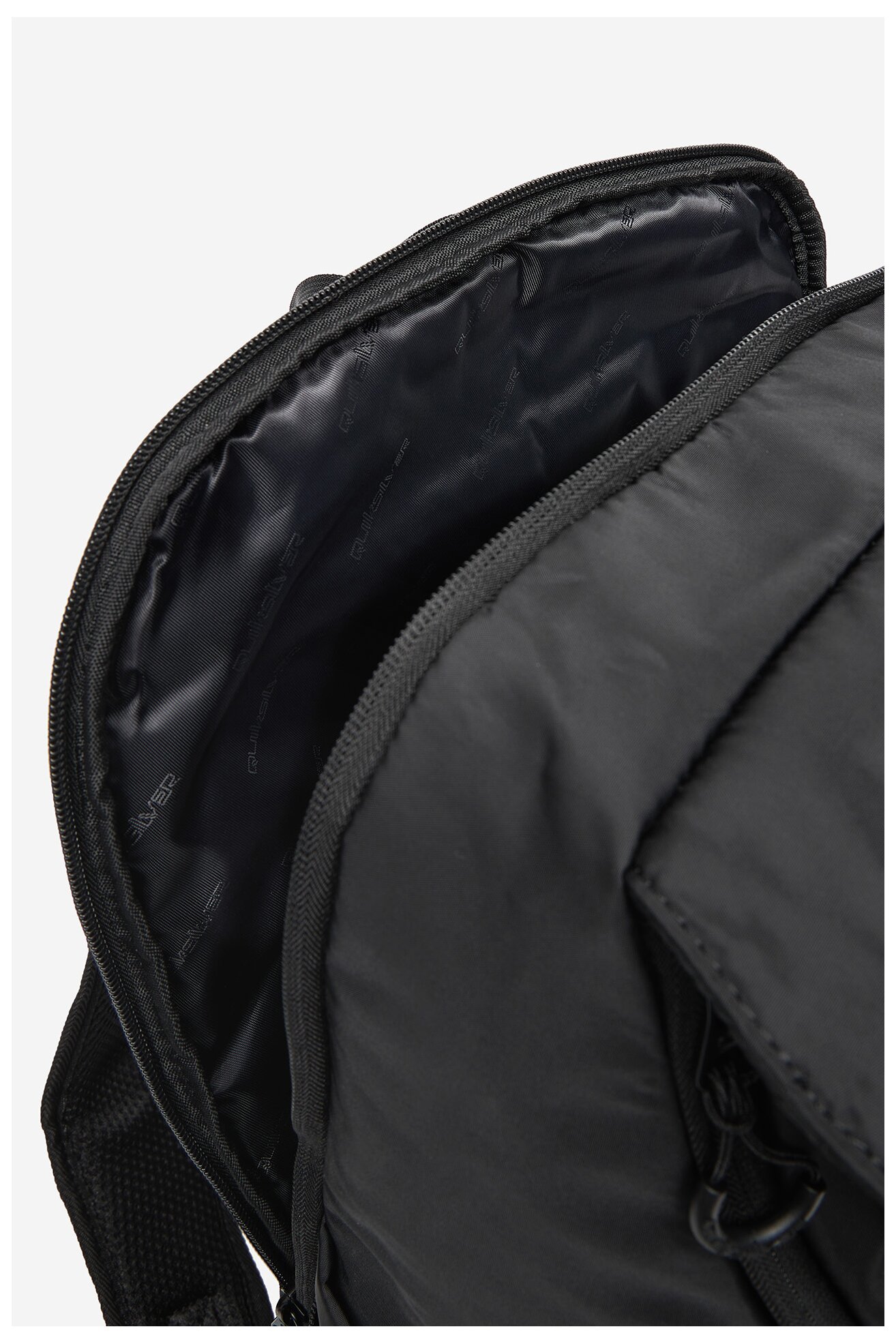 Hátizsák QUIKSILVER C-QUIC-KL-001-08 FEKETE