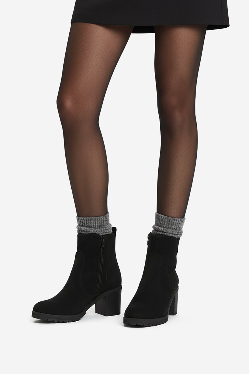 
                        Botki Clara Barson CEO-HL0189101-B03 Czarny - 5906751307755