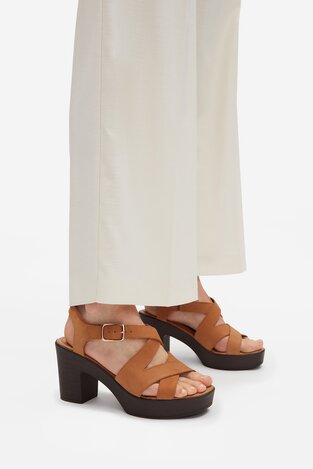 Сандалі Lasocki EST-2027-01 ВЕРБЛЮЖИЙ