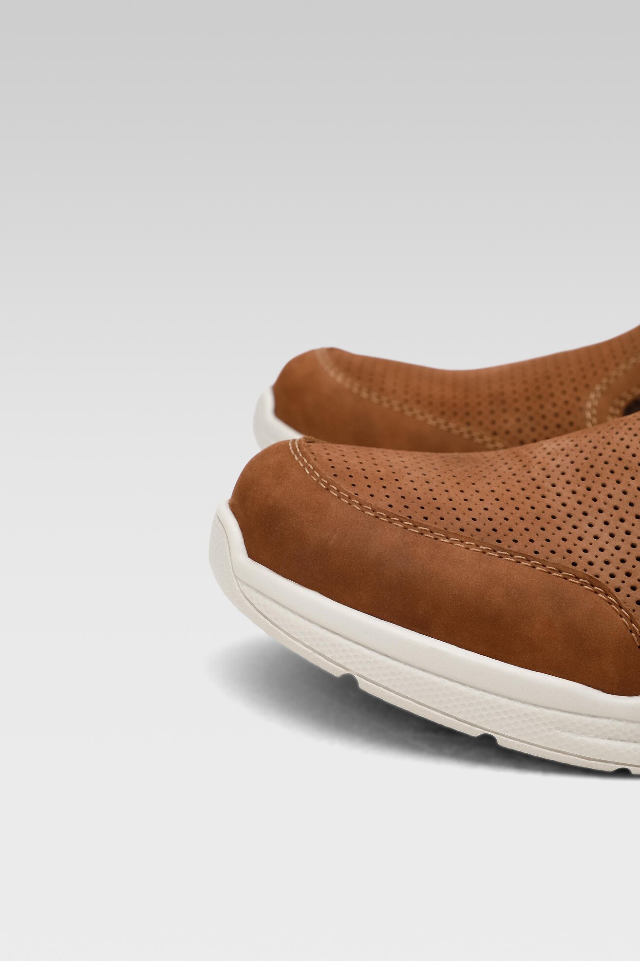 Polobotka Rieker 14853-24 HNĚDÁ