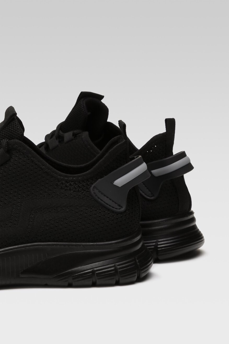 
                PULSE UP - Obuwie sportowe czarne - 5904862581385