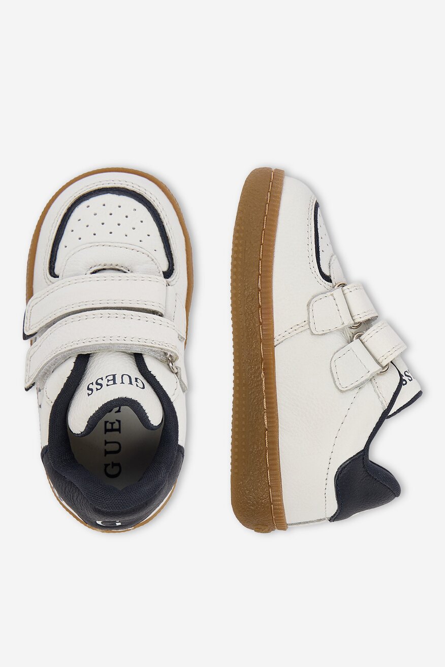 
                Кросівки GUESS KIDS БІЛИЙ - 5906751803547