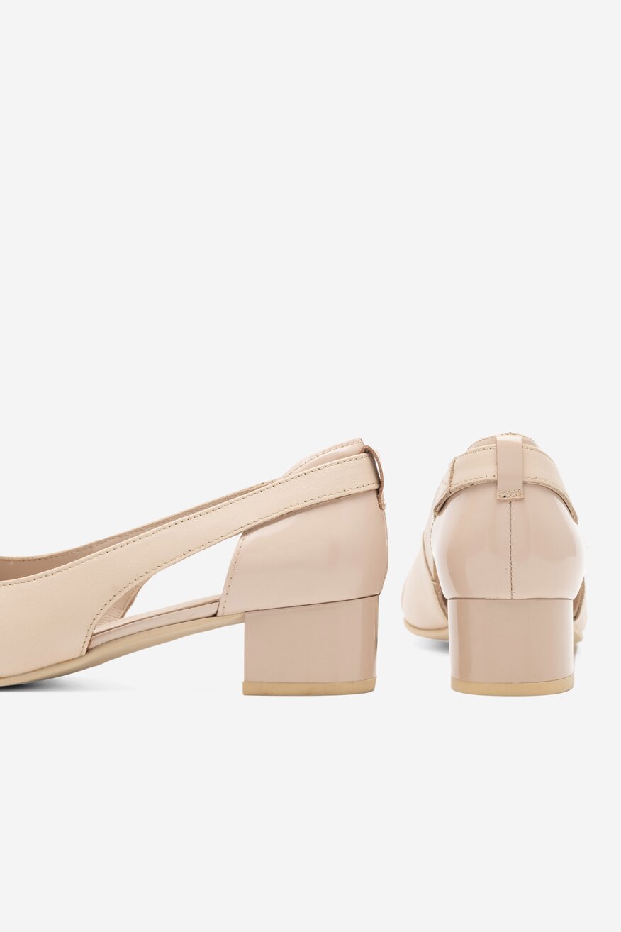 Körömcipő Lasocki BÉZS - 5904862626000