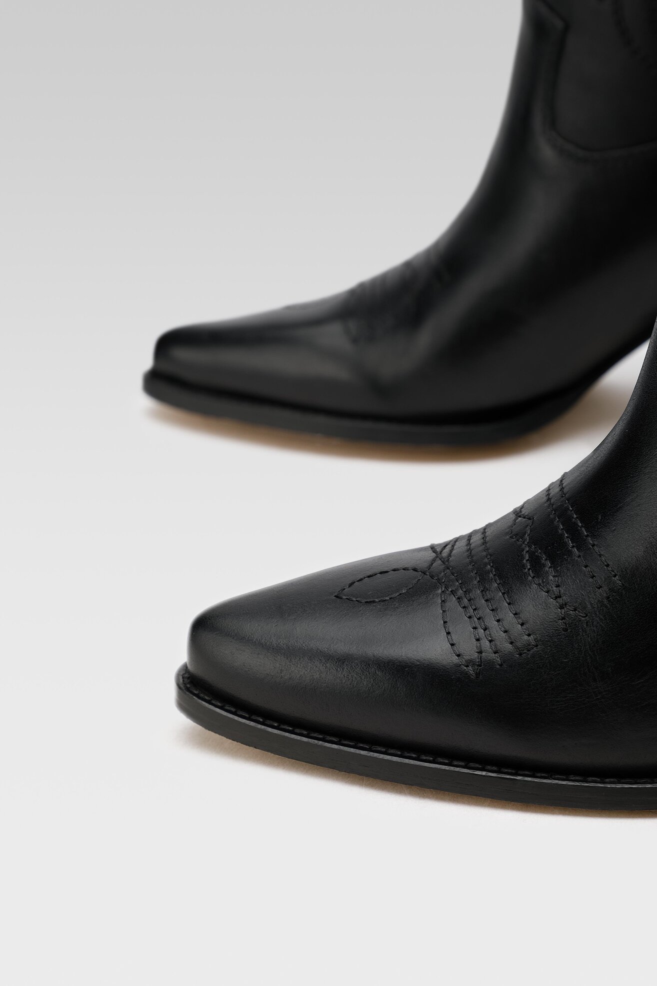 Botki Badura 222FW92 Czarny