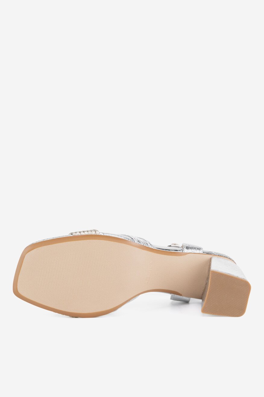 Jenny - Sandały na słupku - 5904862293851