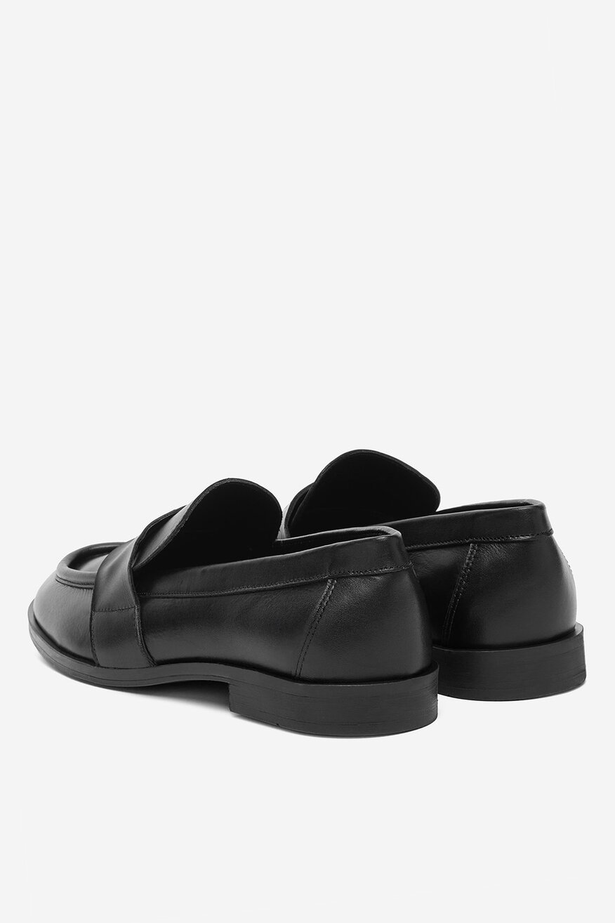 
                Gino Rossi - Loafersy skórzane - 5906751397411