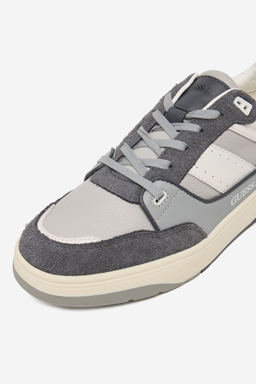 
                Кросівки GUESS JEANS СІРИЙ - 5906751955789