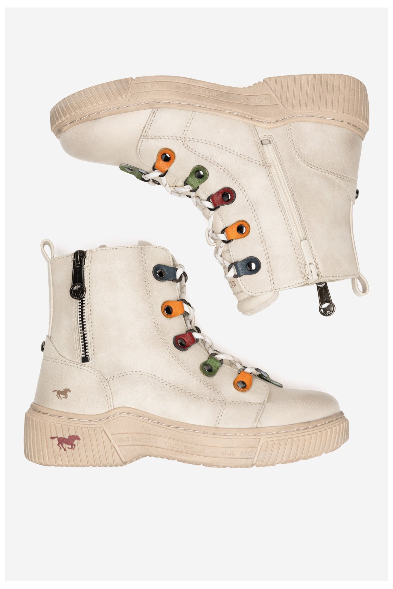 Боти Mustang 1436-601 БЯЛ