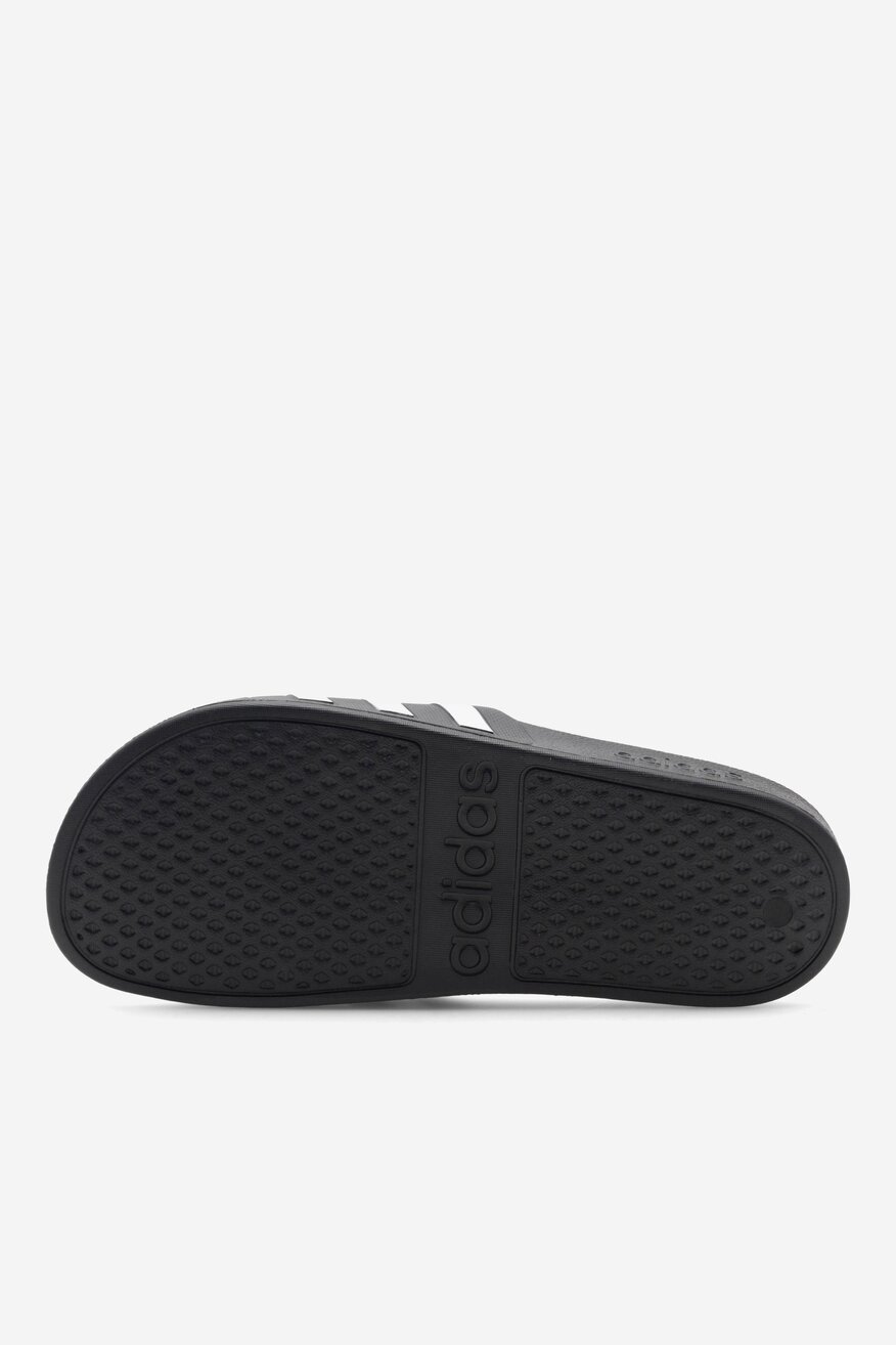 Plážové pantofle adidas ČERNÁ - 5905588383420