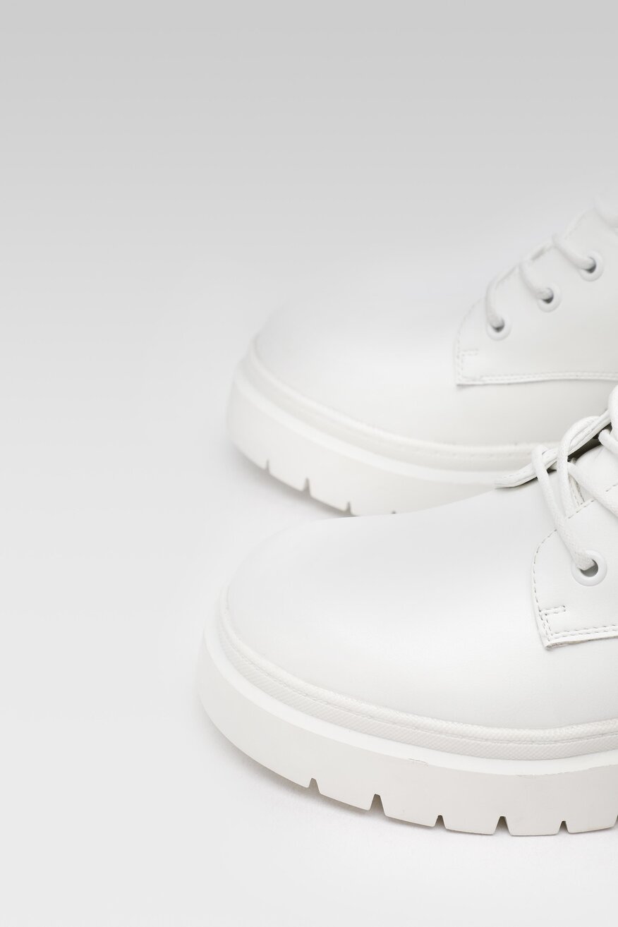 
                Jenny Fairy - Trzewiki na grubej podeszwie - 5904862087016