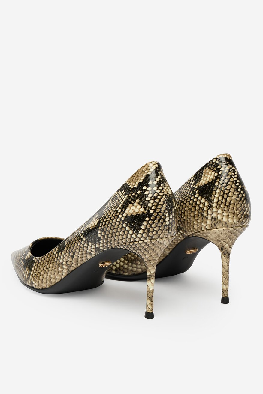 
                Туфлі-Човники Gino Rossi ЧОРНИЙ - 5906751981269