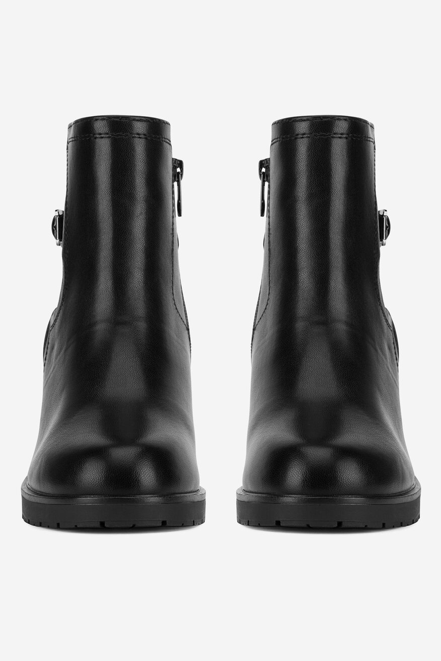 
                Kratke čizme Clara Barson CRNA - 5905588835264