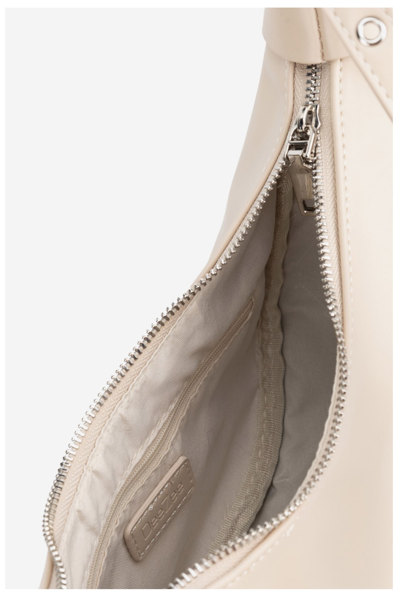 Дамска чанта DeeZee MDP-L-016-06 БЕЖОВ