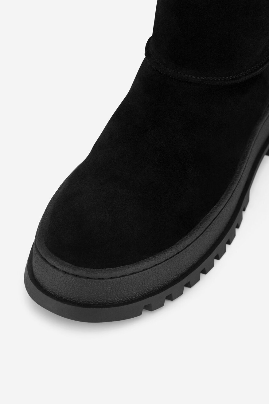 
                Ghete Lasocki NEGRU - 5905588992929