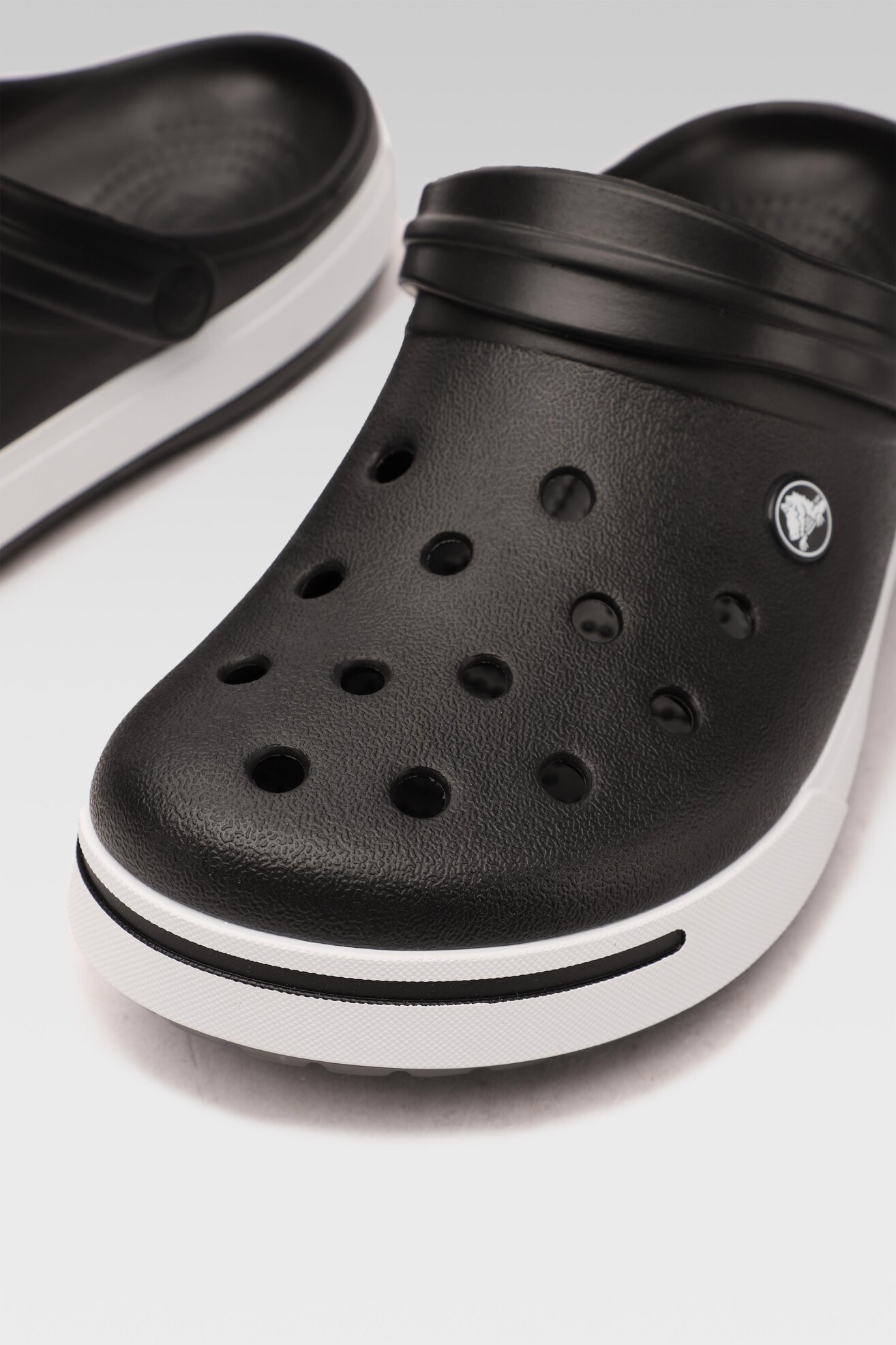 Klapki basenowe Crocs 11989-060 Czarny