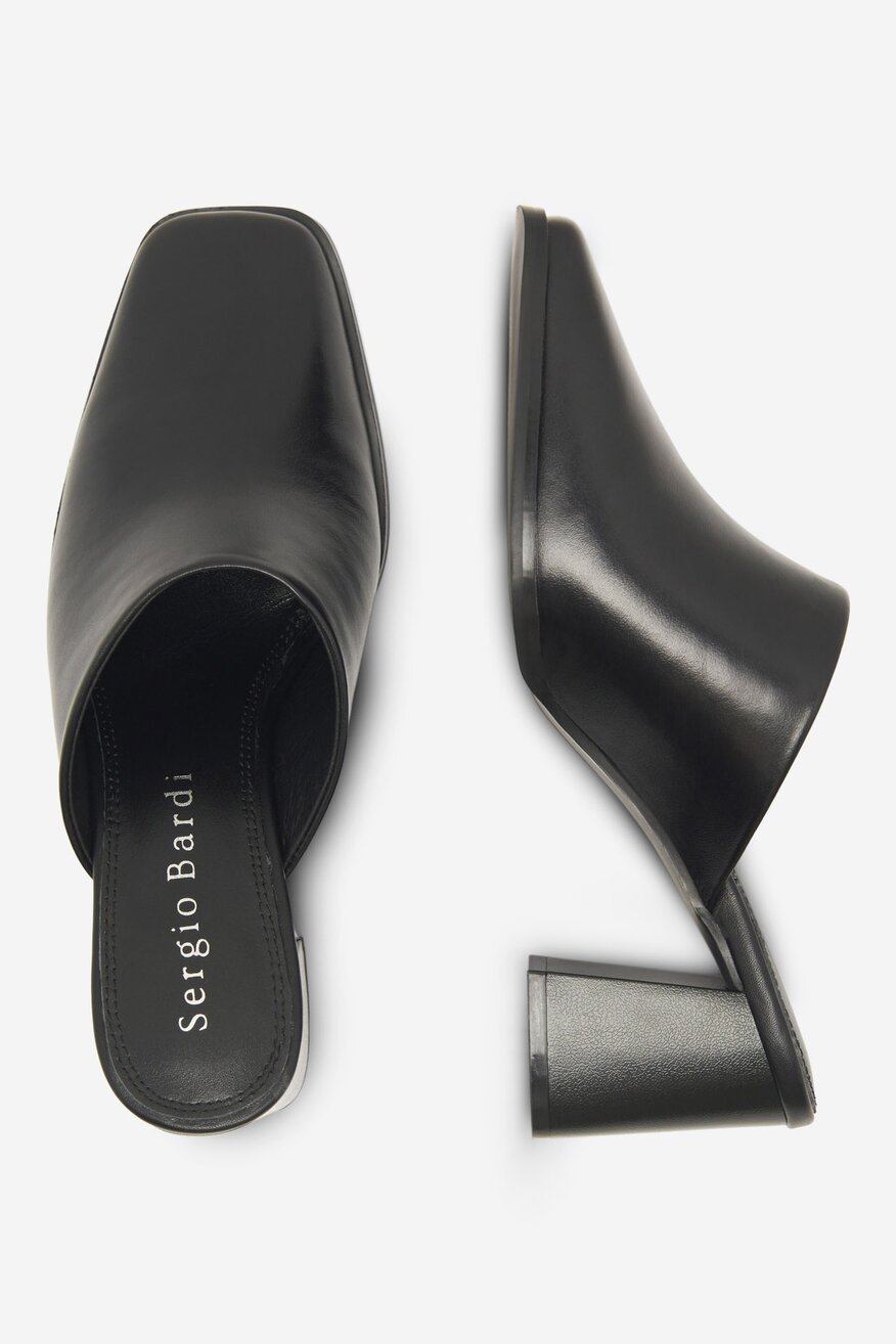 
                Sergio Bardi - Skórzane klapki - 5905588328377