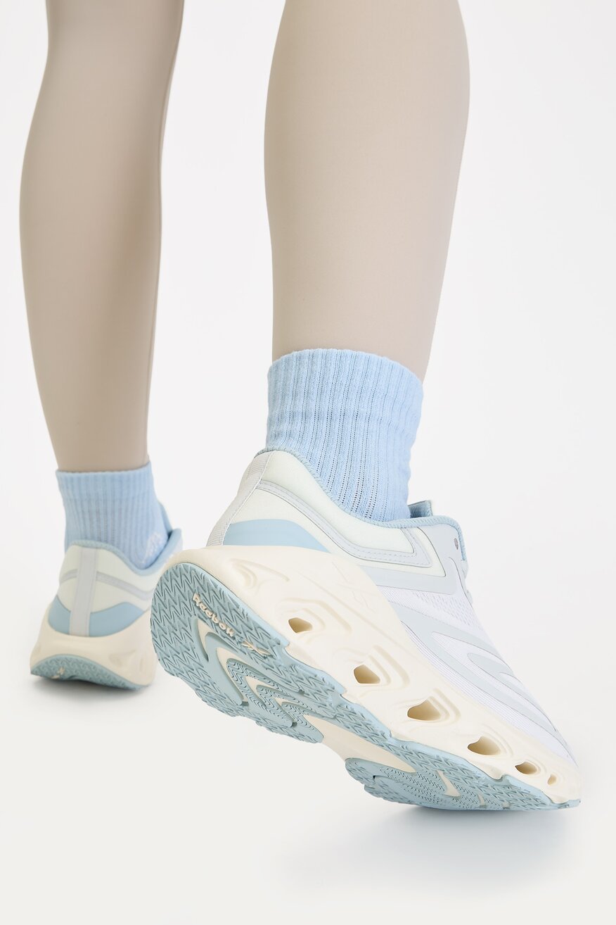 
                Спортни обувки Reebok С ЦВЯТ НА ЕСЕНЕН МИНЗУХАР - 5906751635858