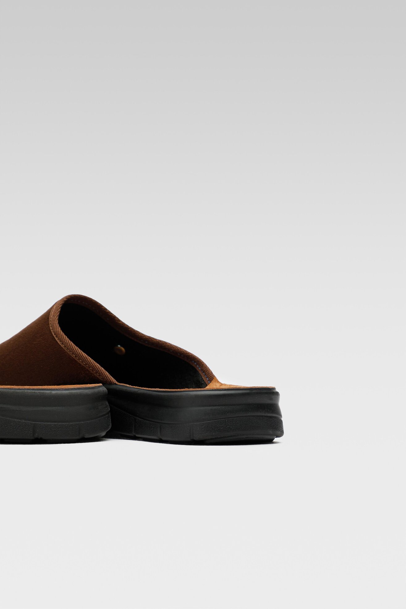 Kapcie Inblu BGD2T701 Brązowy