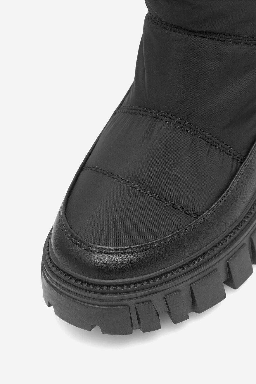 
                Ghete DeeZee NEGRU - 5905588102441