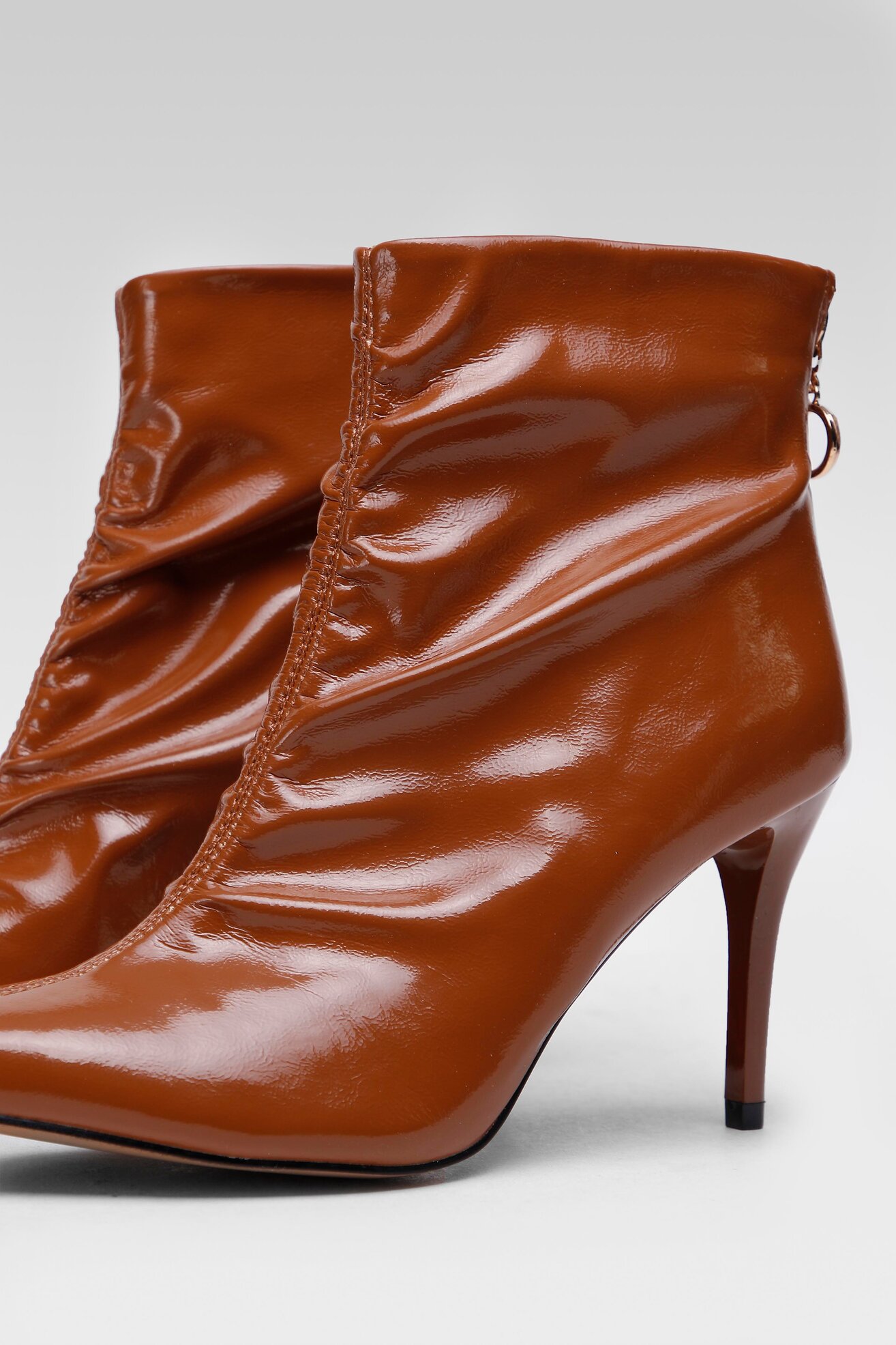 Ghete Quazi LS5542-07 CREM