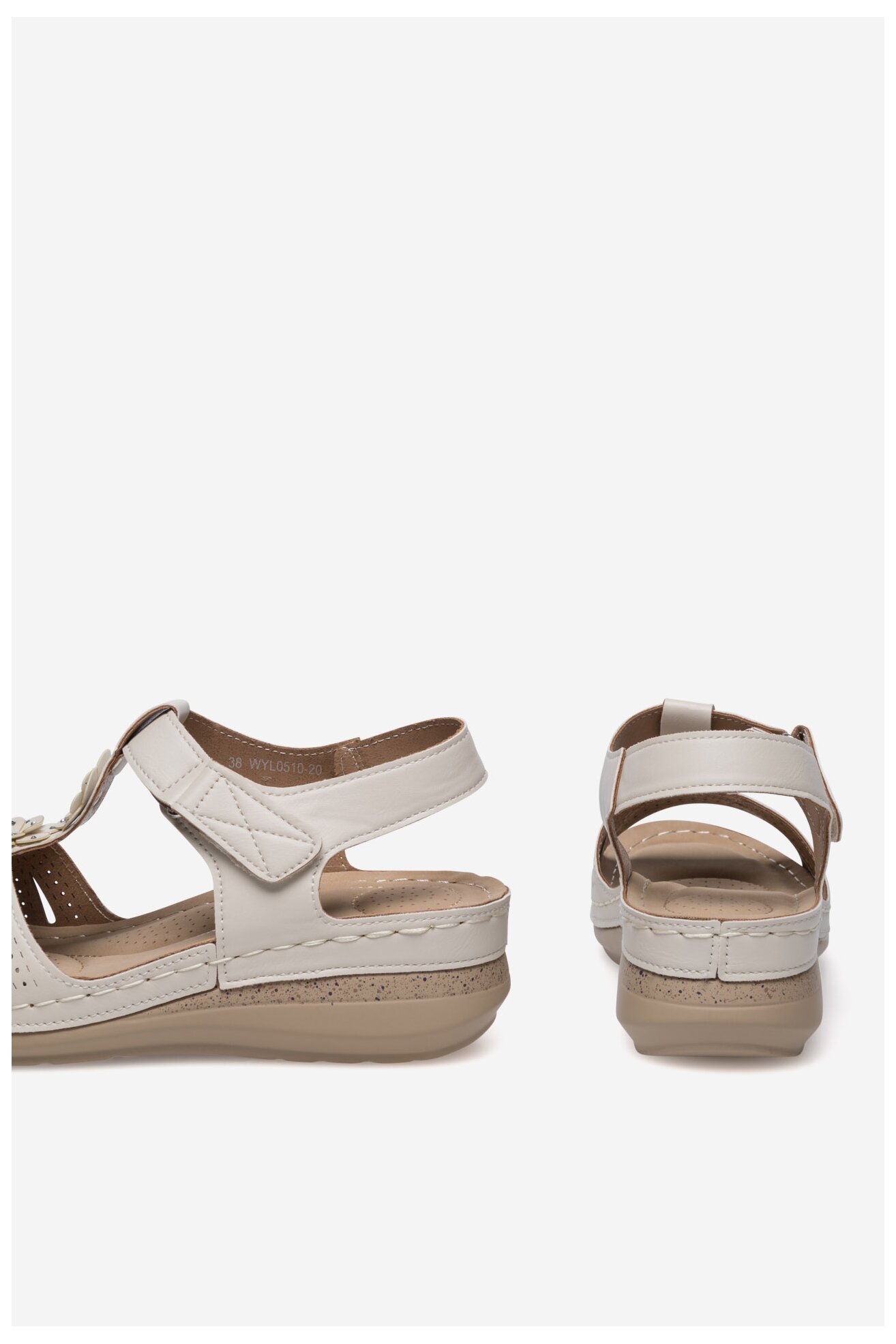 Sandały Clara Barson WYL0510-20 Beżowy