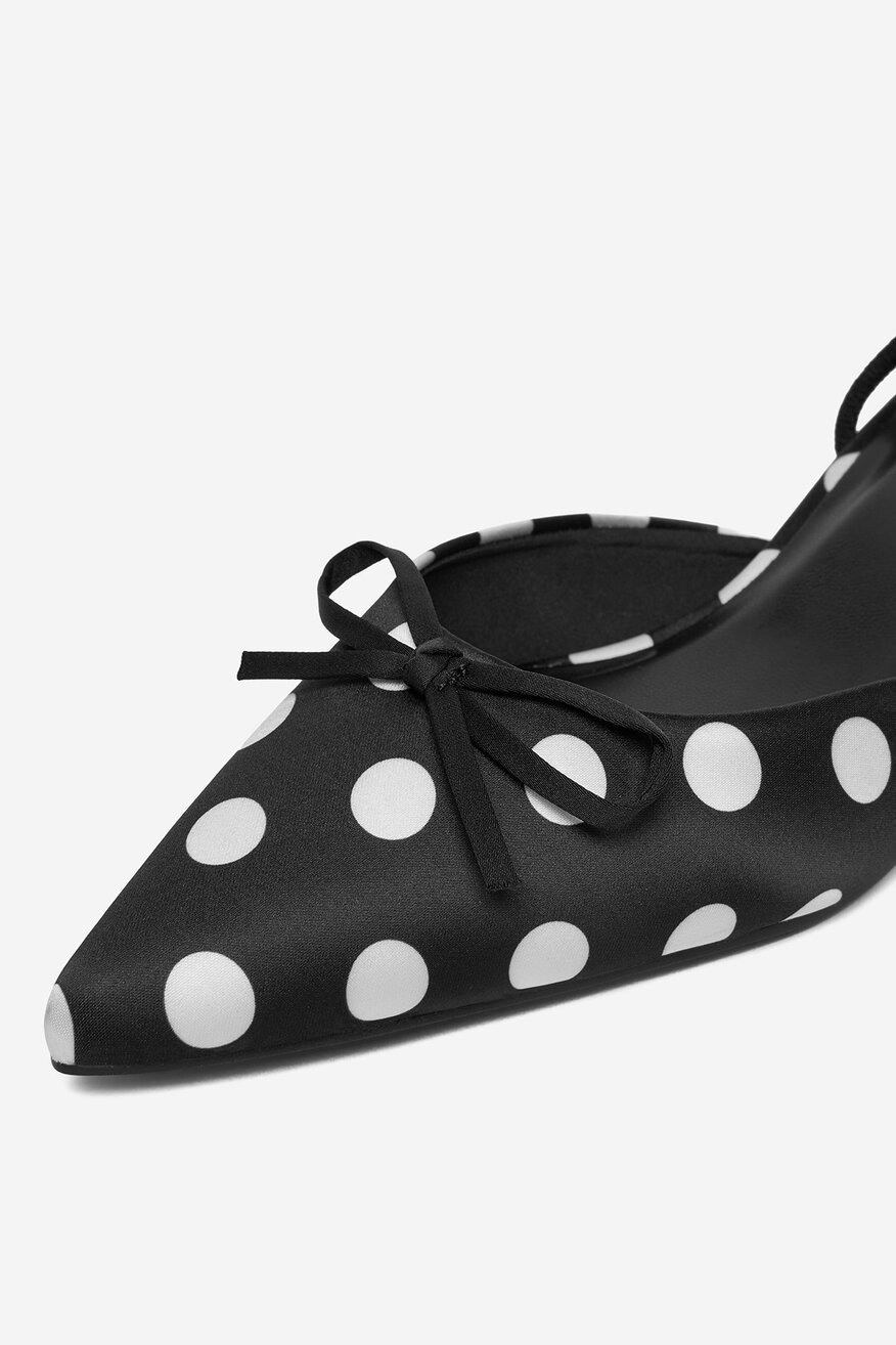 
                Елегантни обувки Jenny ЧЕРЕН - 5906751920077