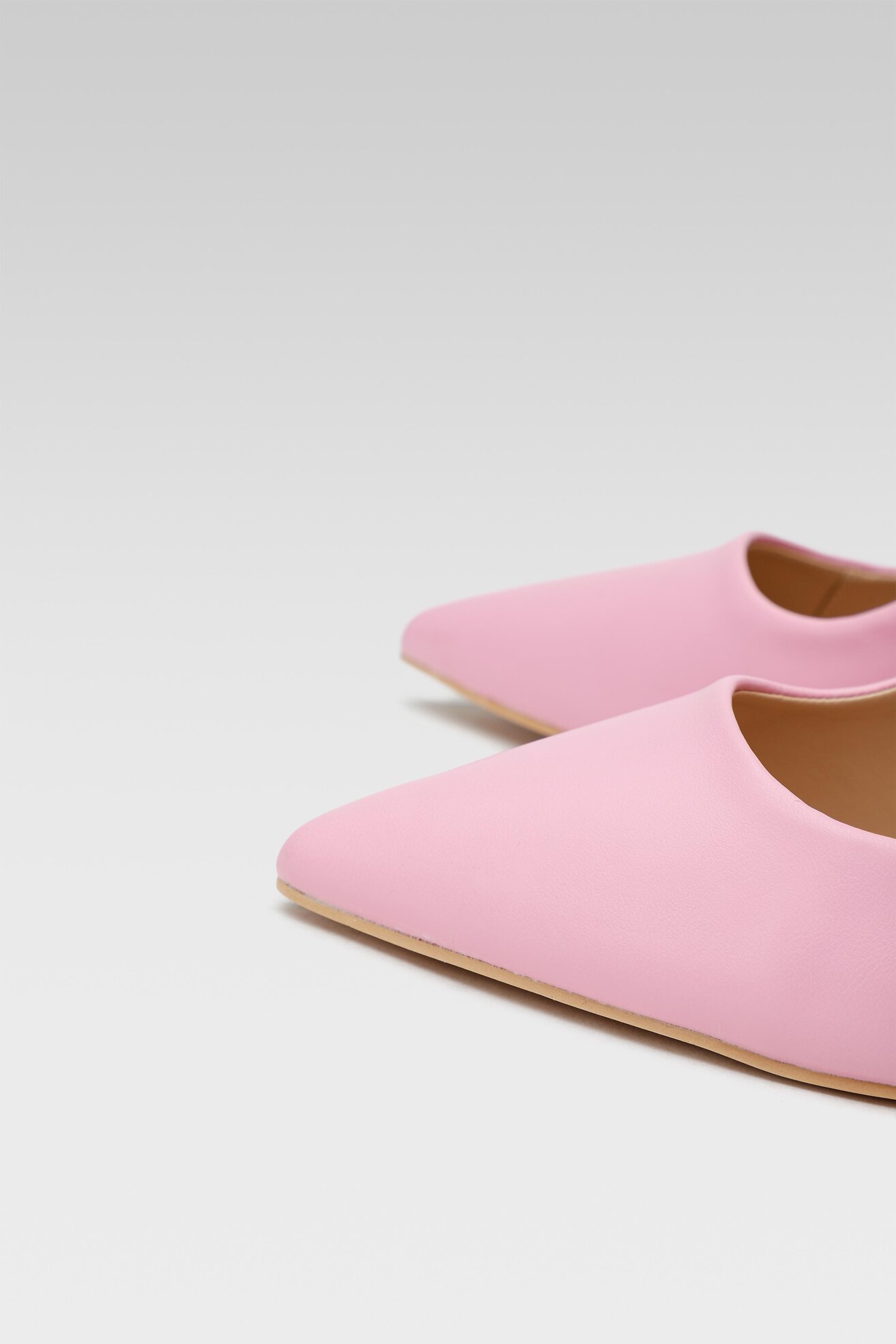 Pantofi cu toc DeeZee KL-92831-201C ROZ