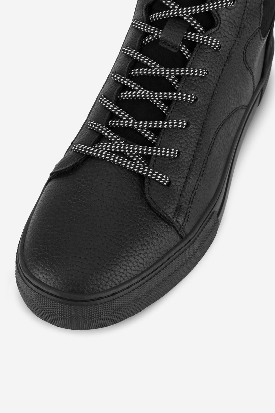 
                GAP - Buty sportowe ocieplane - 5905588909712