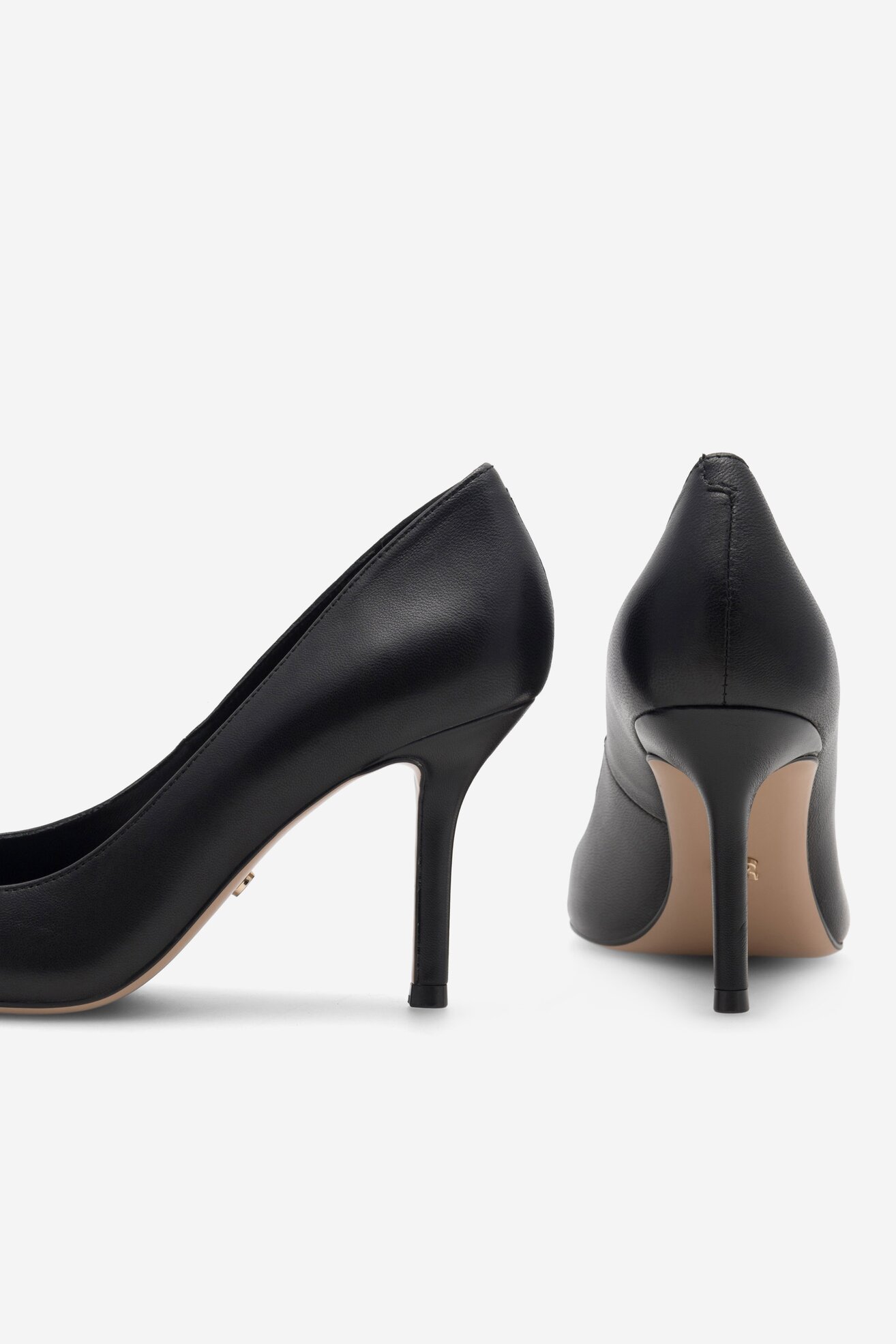 Czółenka Gino Rossi SEIA-V1299-08-4 Czarny