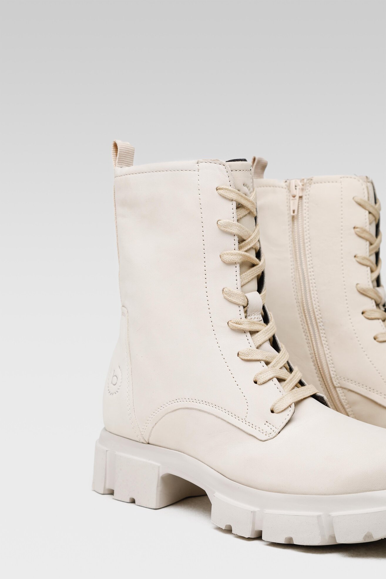 Trzewiki Bugatti 411-A0W30-3500-2100 Beżowy