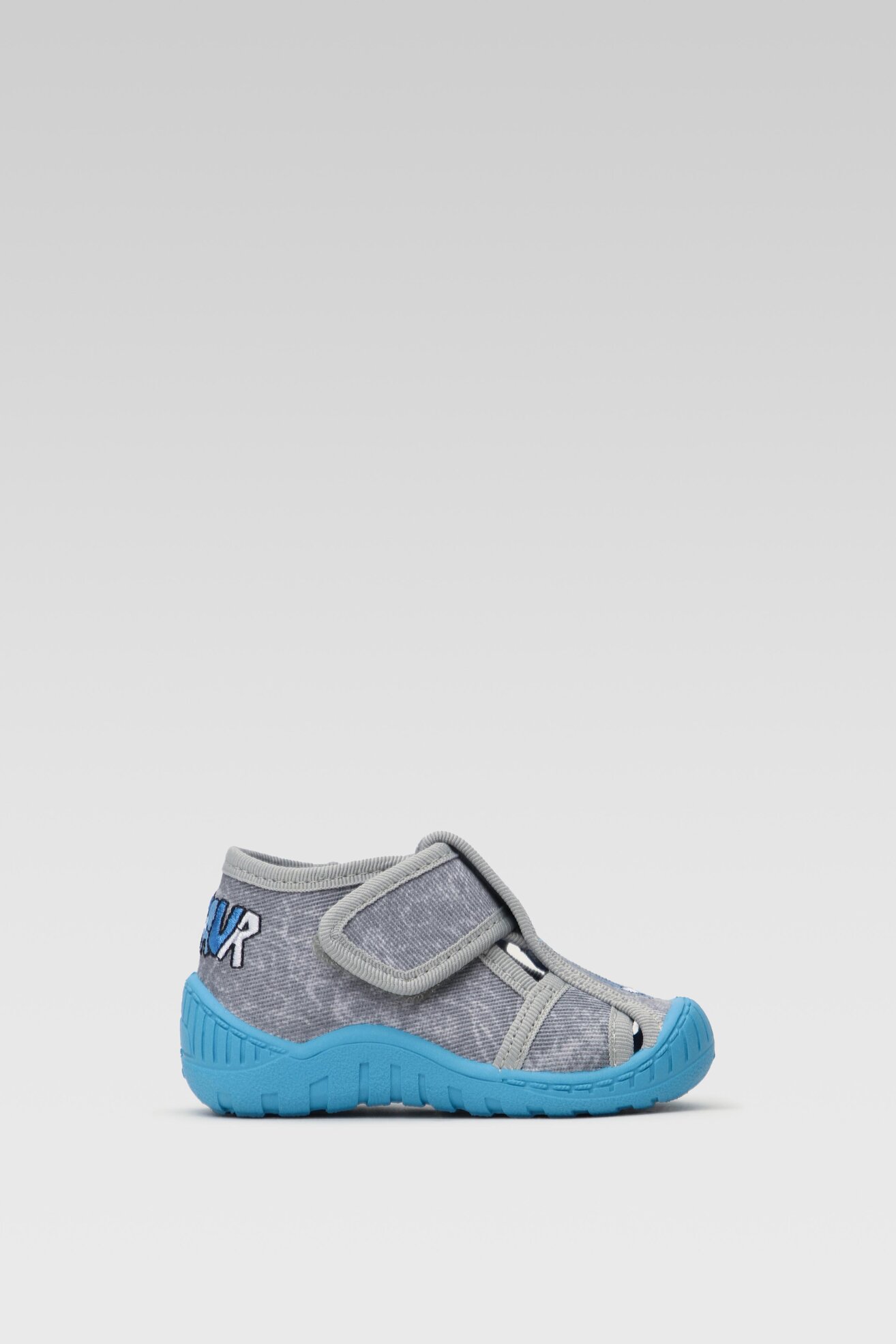 Kapcie MB MB 2K5/13 Szary jasny