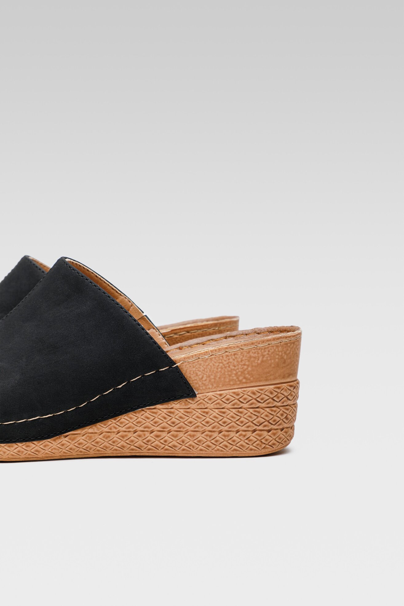 Klapki Clara Barson LEAH WS189-05 Czarny