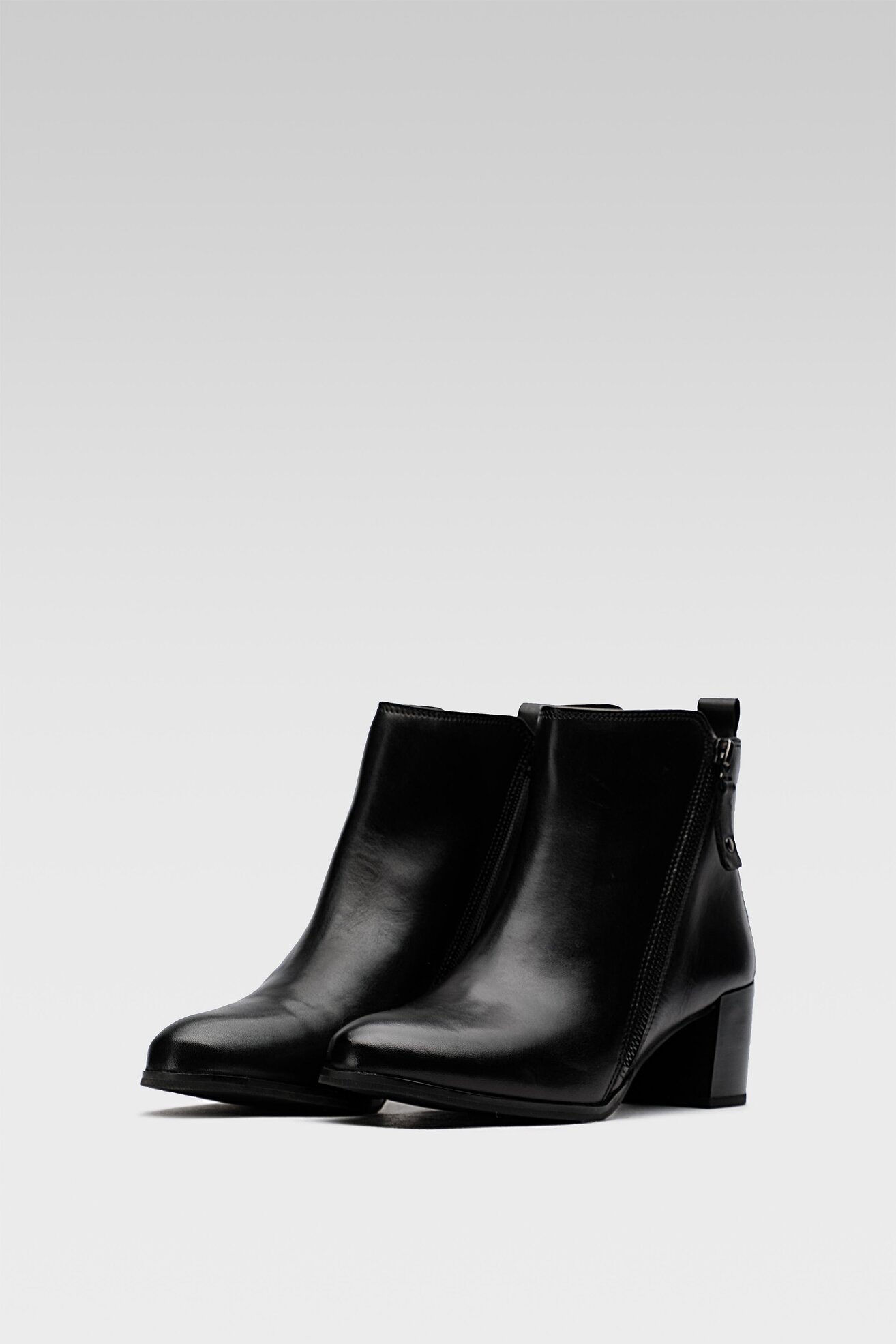 Botki Lasocki WB-EMMA-AW22-14 Czarny