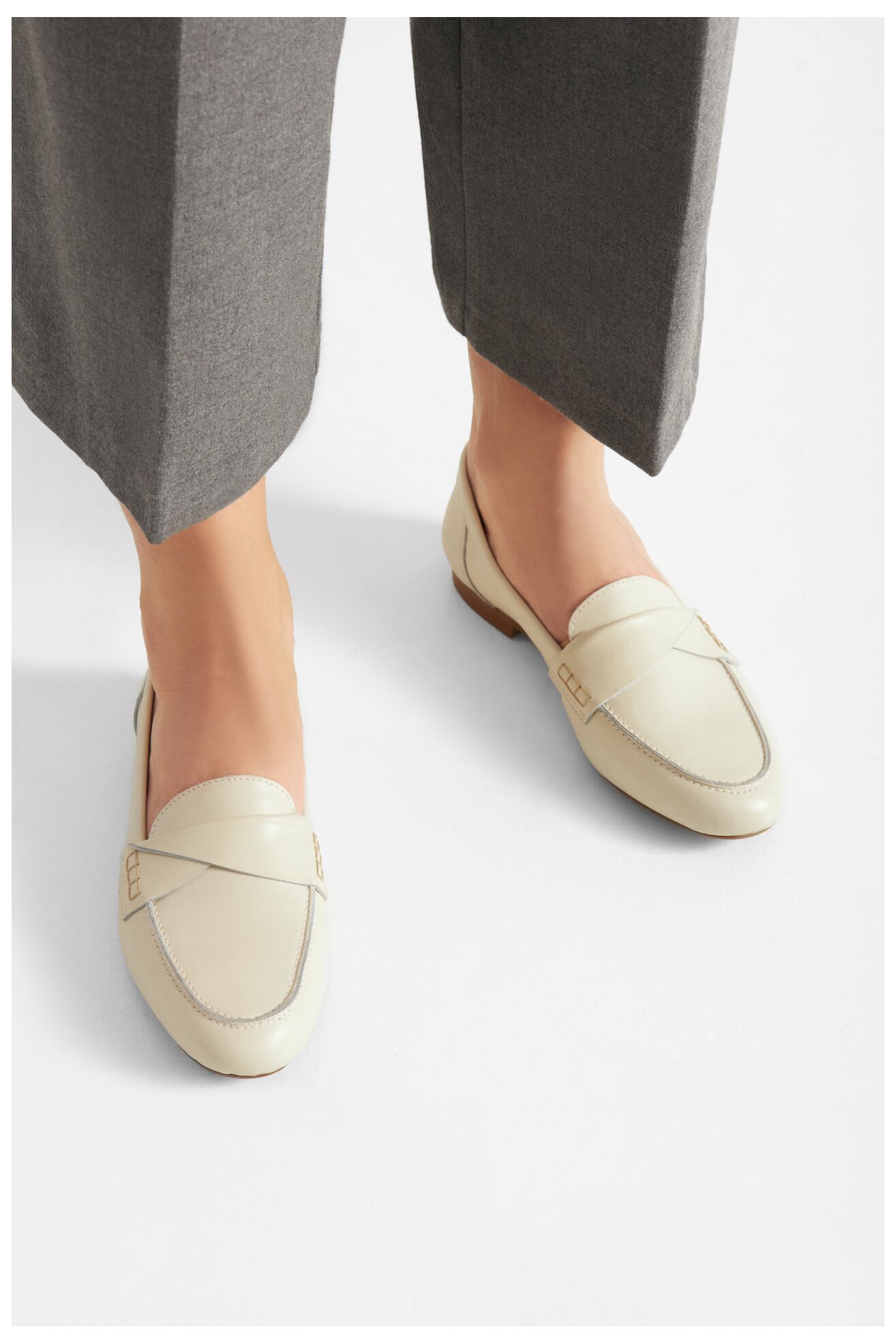 Мокасини Gino Rossi AMBRA-23455NAP СЛОНОВА КОСТ