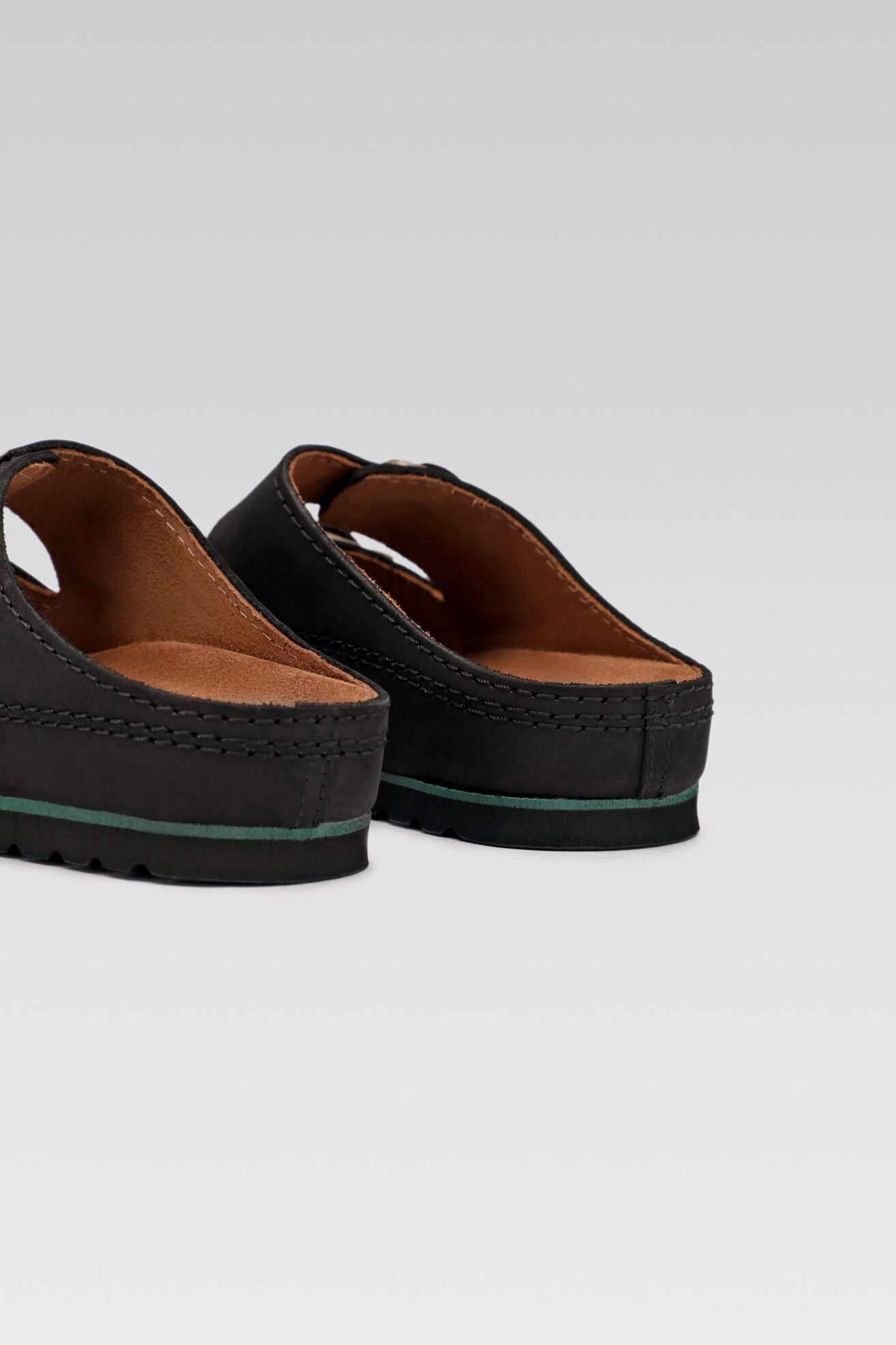 Klapki Scholl F21531 AIR BAG MED 1004 Czarny CCC.eu