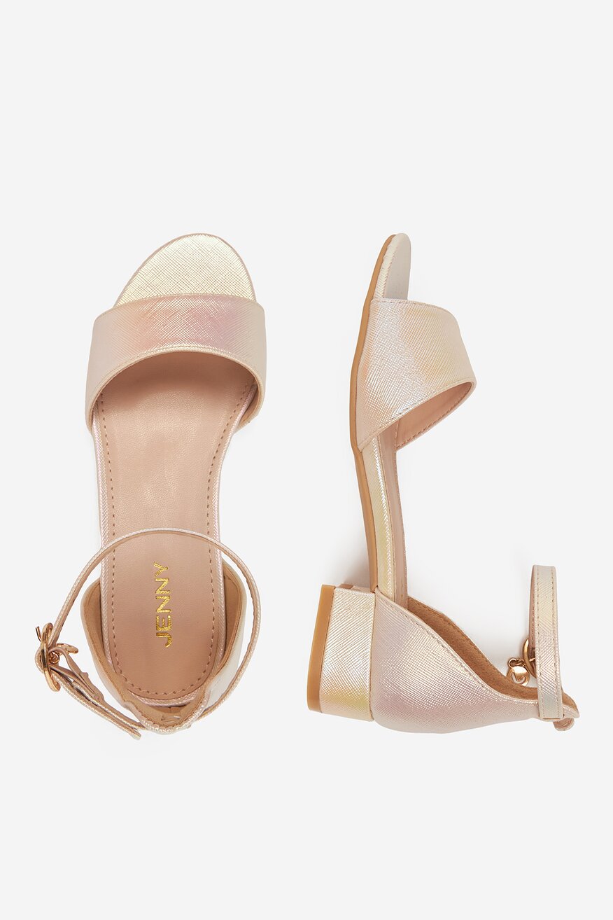 
                Szandál Jenny ARANY - 5904862867311